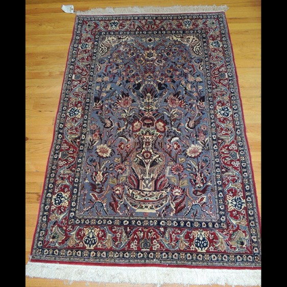 Spectacular small Antique Persian Isfahan Oriental Area Rug 3 x 5