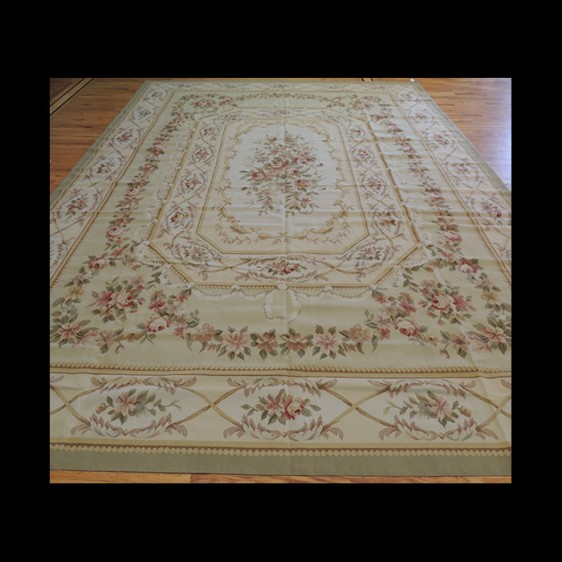 Elegant Large French Aubusson Style Oriental Area Rug 10 x 14