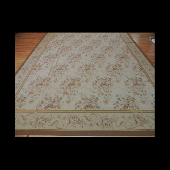 Lovely Large French Aubusson Style Oriental Area Rug 10 x 14