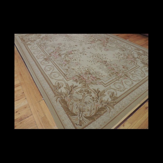 Attractive French Aubusson Design Oriental Area Rug 8 x 10